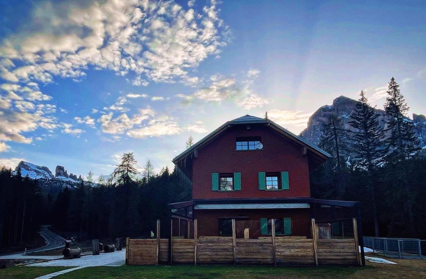 Ciasa Vervei Cortina d'Ampezzo Luaran gambar