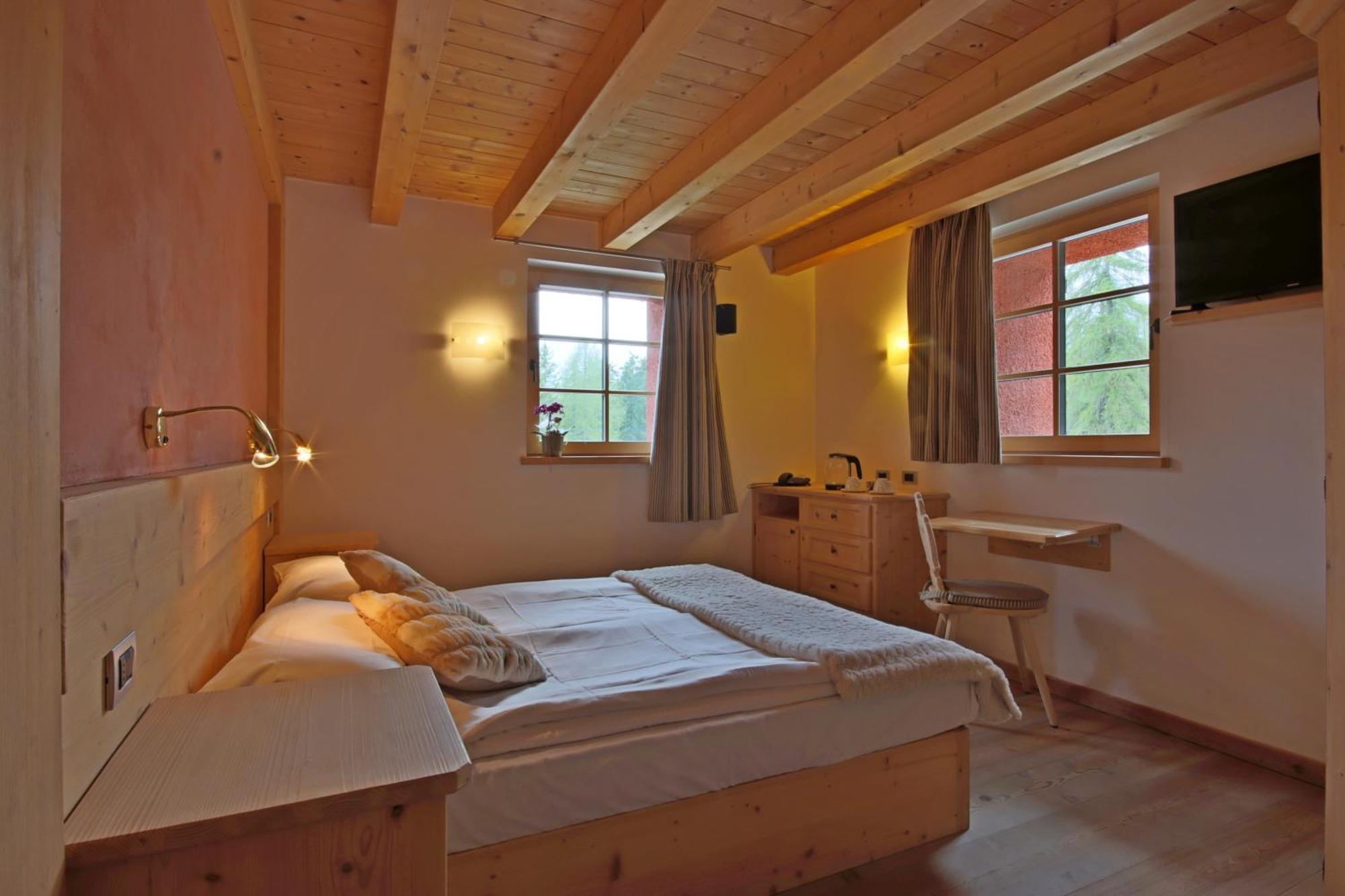 Ciasa Vervei Cortina d'Ampezzo Luaran gambar