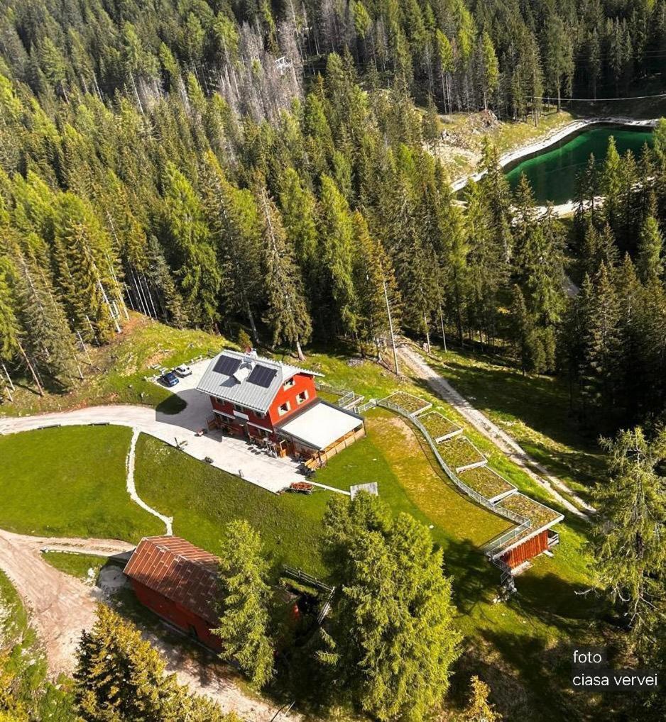 Ciasa Vervei Cortina d'Ampezzo Luaran gambar